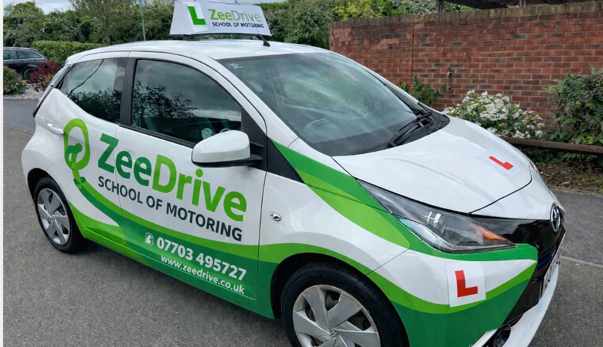 Driving Lessons in Oxfordshire: Why Local Learners Choose Zee Drive