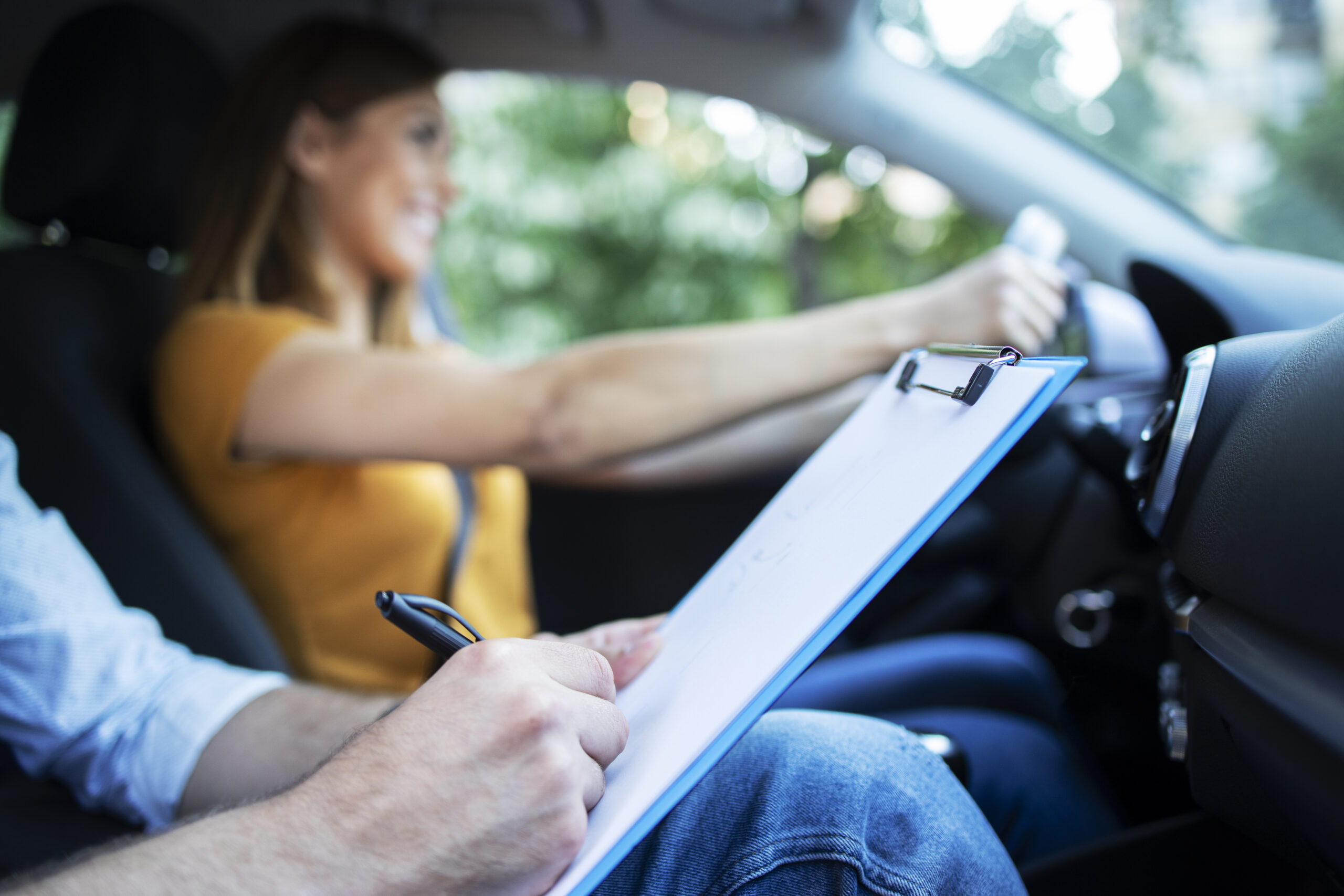 DVSA-approved driving instructor assessing a learner driver during a Didcot driving lesson