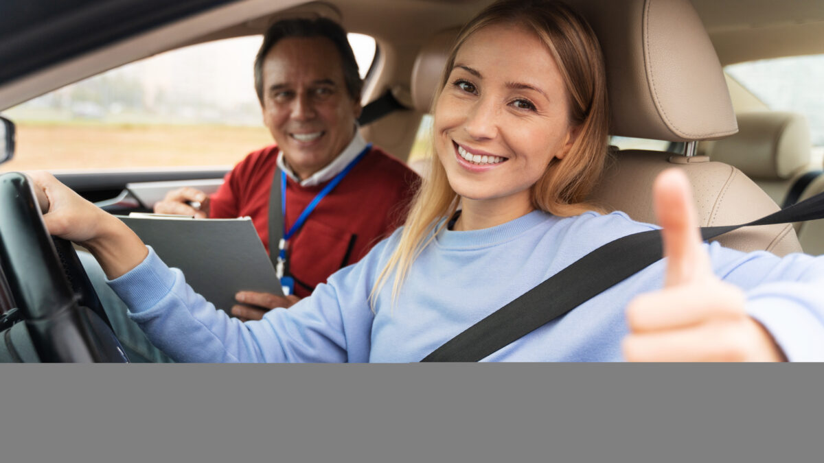 9 Powerful Benefits of Automatic Driving Lessons in Oxford for Beginners